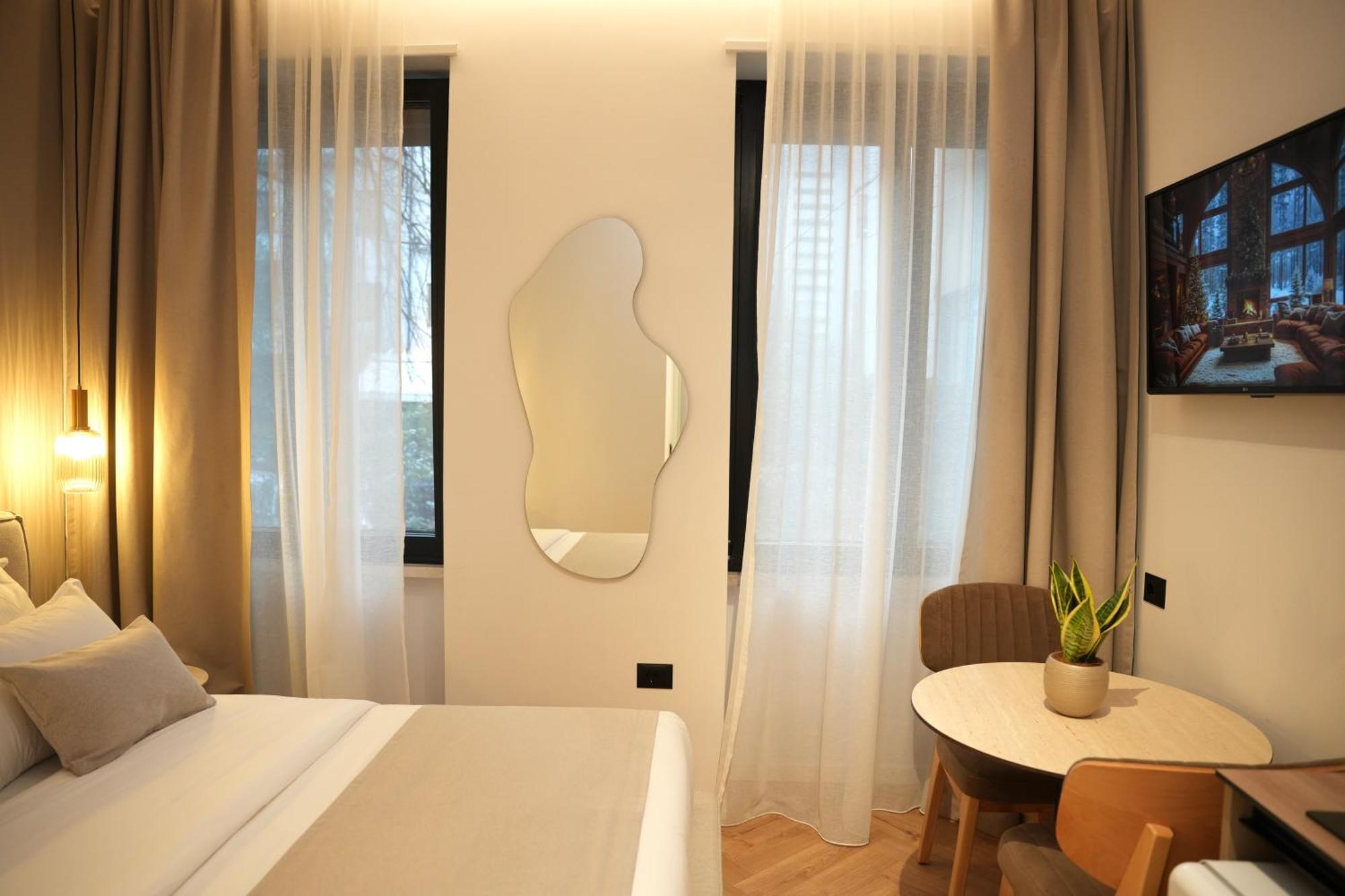 Nea Deluxe Apart-Hotel Tirana Exterior photo